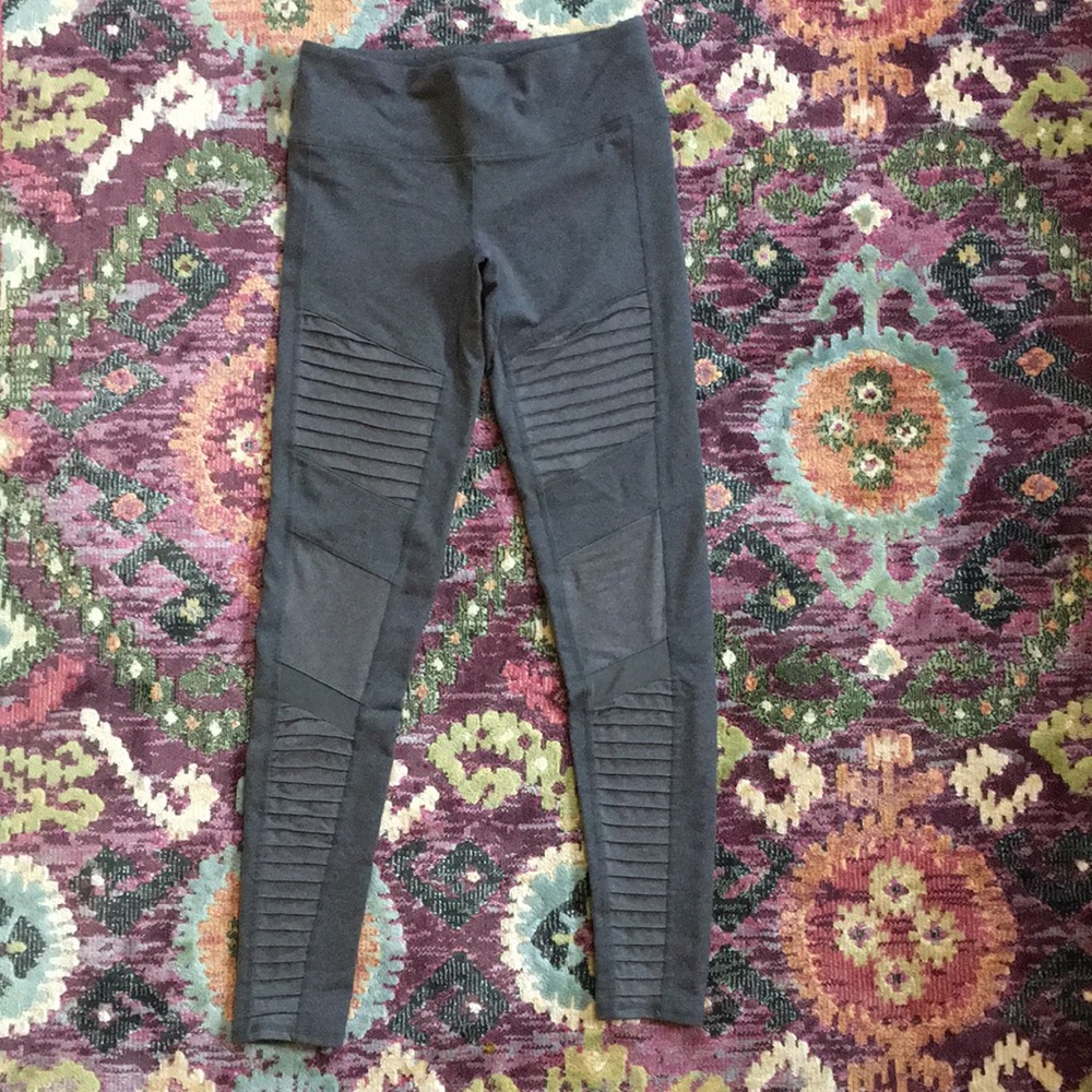 Alo yoga leggings/pants